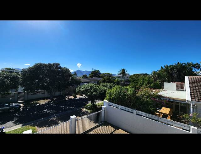 3 bed property to rent in KOMMETJIE